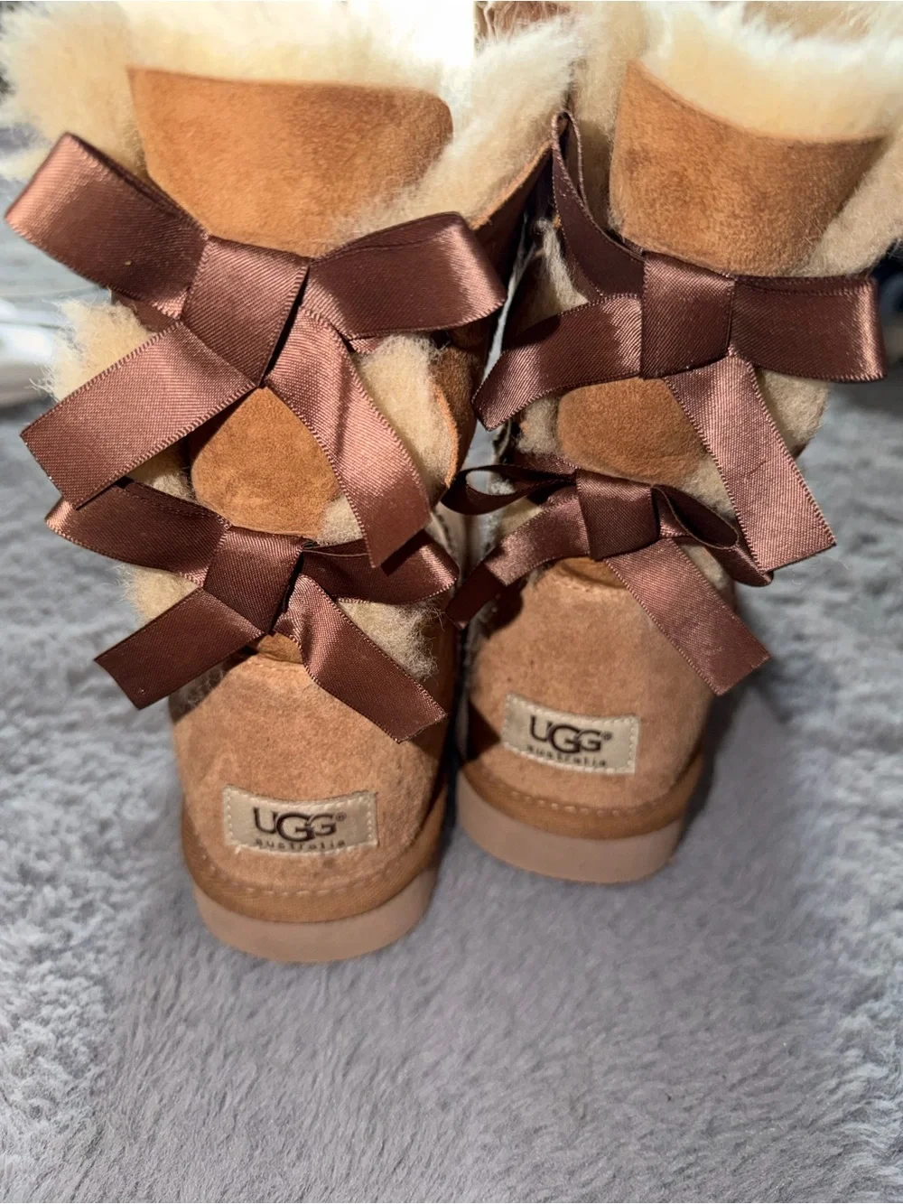 UGG chestnut bailey